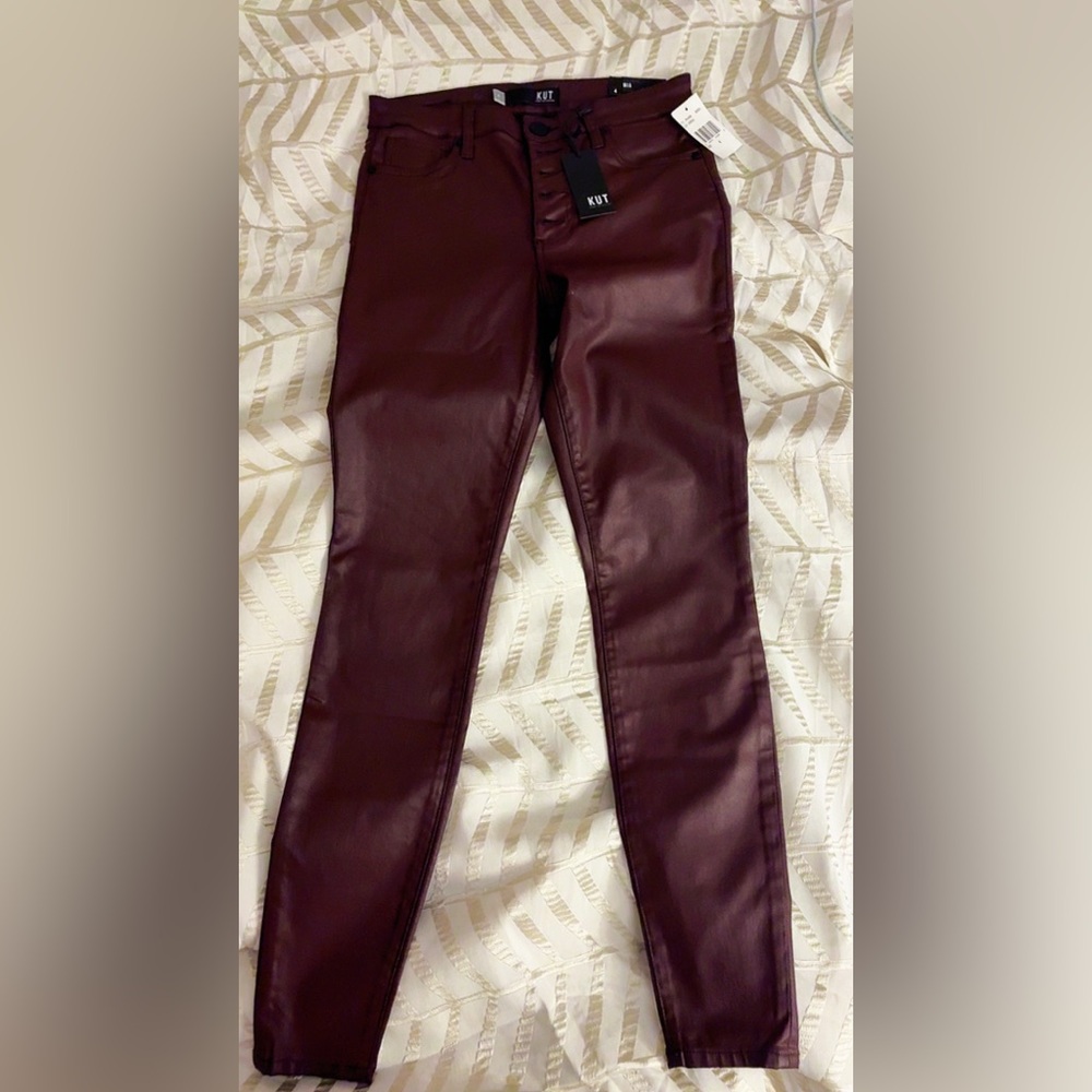 Kut from the Kloth Mia high rise skinny jean, size 4, NWT, Bordeaux